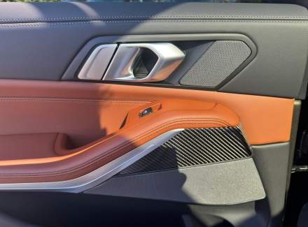 BMW - X7