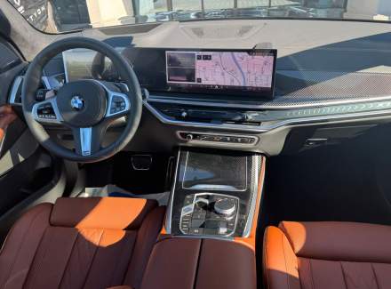 BMW - X7