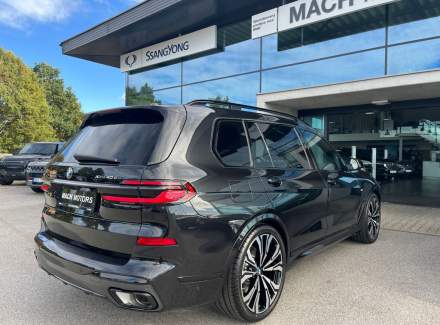 BMW - X7