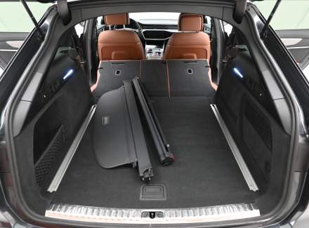 Audi - A6