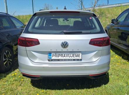Volkswagen - Passat