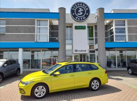 Volkswagen - Golf
