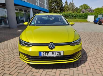 Volkswagen - Golf
