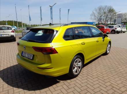 Volkswagen - Golf