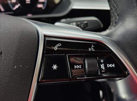 Audi - E-tron