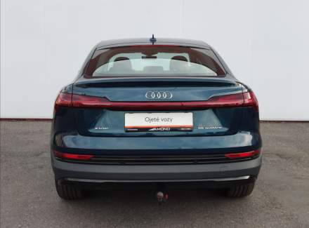 Audi - E-tron