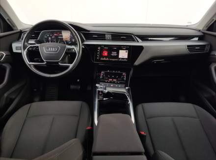 Audi - E-tron