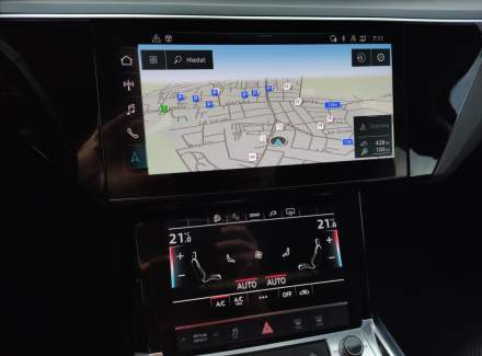 Audi - E-tron