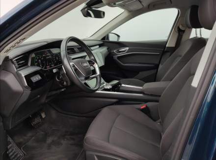 Audi - E-tron