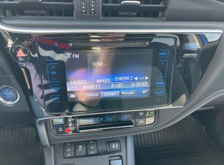 Toyota - Auris
