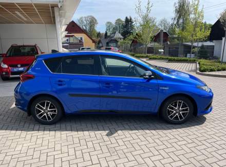 Toyota - Auris