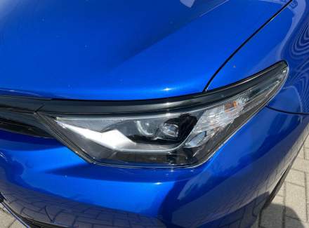 Toyota - Auris