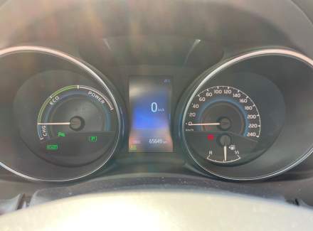 Toyota - Auris