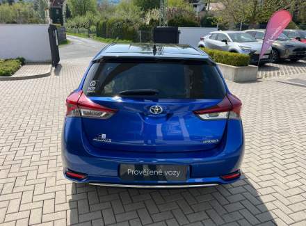 Toyota - Auris