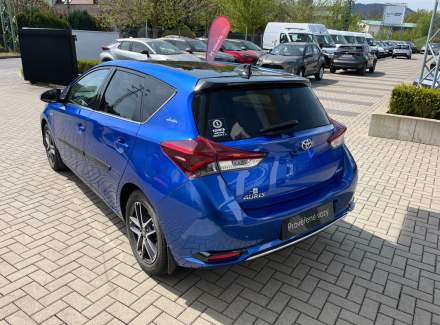 Toyota - Auris