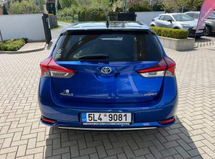 Toyota - Auris