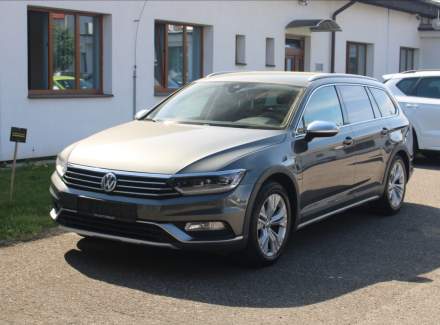 Volkswagen - Passat