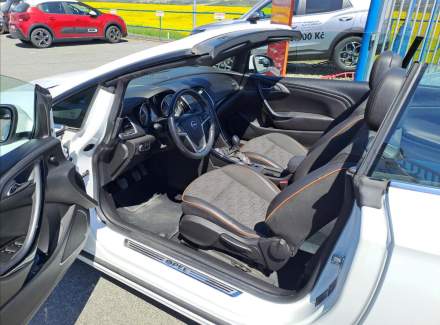 Opel - Cascada