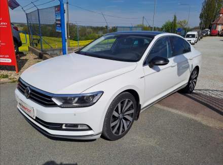Volkswagen - Passat