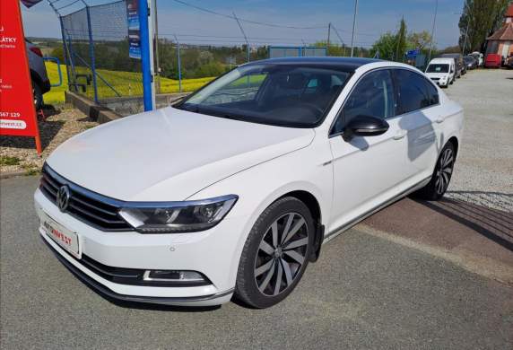 Volkswagen - Passat