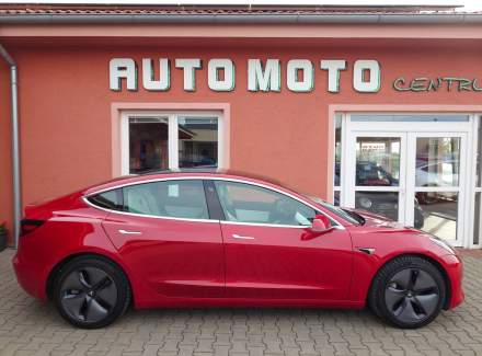 Tesla - Model 3