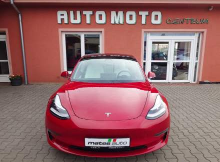Tesla - Model 3