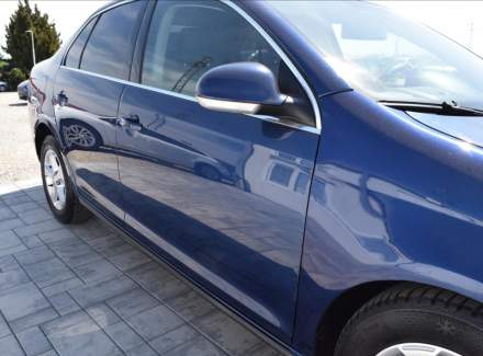 Volkswagen - Jetta