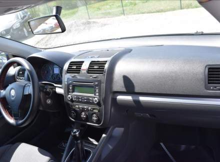 Volkswagen - Jetta