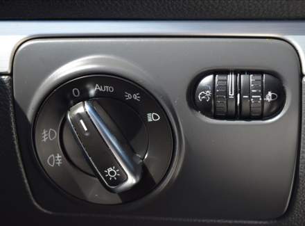 Volkswagen - Jetta