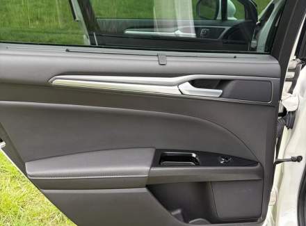 Ford - Mondeo