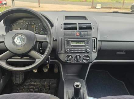 Volkswagen - Polo