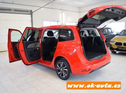 Citroën - C4