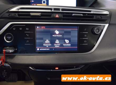 Citroën - C4