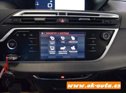 Citroën - C4