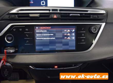 Citroën - C4