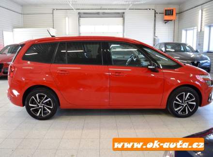 Citroën - C4