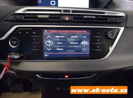 Citroën - C4