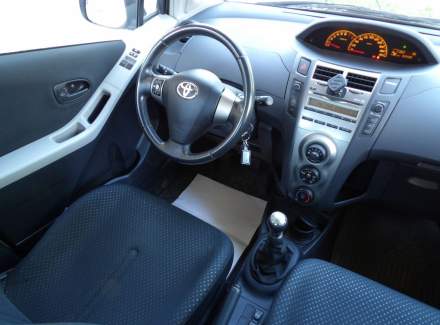 Toyota - Yaris