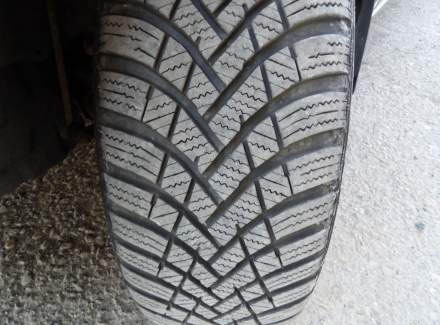Toyota - Yaris
