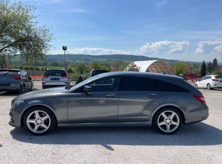 Mercedes-Benz - CLS
