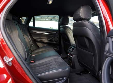 BMW - X6