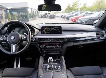 BMW - X6