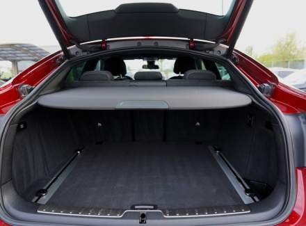 BMW - X6