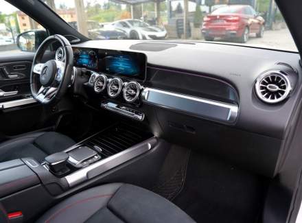 Mercedes-Benz - GLB