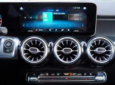 Mercedes-Benz - GLB