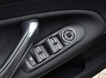 Ford - Mondeo