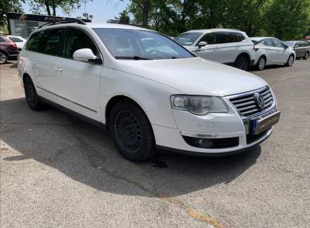 Volkswagen - Passat