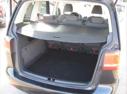 Volkswagen - Touran