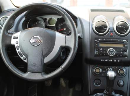 Nissan - Qashqai