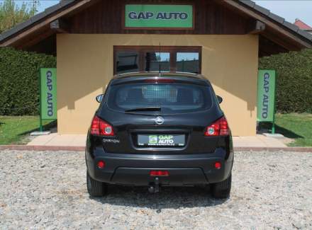 Nissan - Qashqai